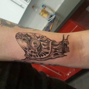 tatouage-escargot-dieppe